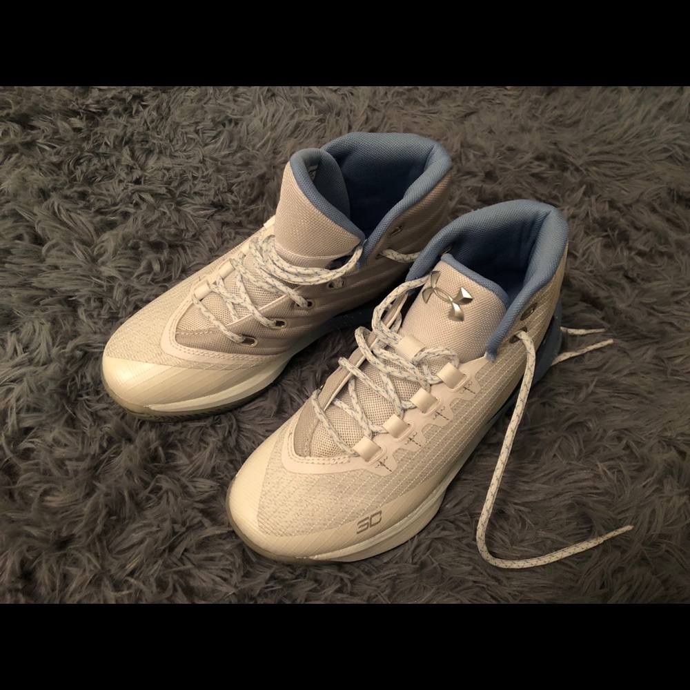 Under Armour curry 3
